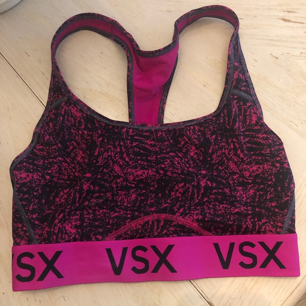 NWOT Victoria’s Secret Sports Bra